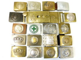 Koppelschlösser und Feldbinden