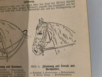 "Der Dienstunterricht im Heer - Ausgabe für den Schützen der Infanterie-Nachrichteneinheit", Jahrgang 1940, 383 Seiten, DIN A5, gebraucht, mit Wasserflecken