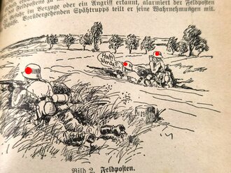 "Der Dienstunterricht im Heer - Ausgabe für den Schützen der Infanterie-Nachrichteneinheit", Jahrgang 1940, 383 Seiten, DIN A5, gebraucht, mit Wasserflecken