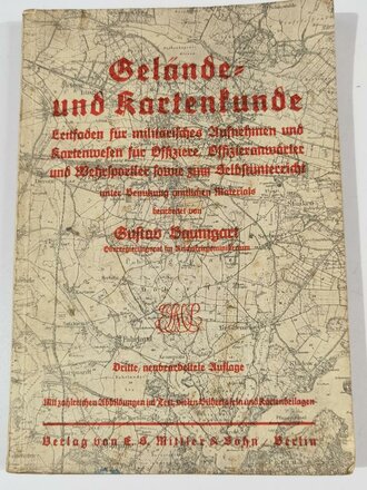 "Gelände- und Kartenkunde", über DIN A5, 135 Seiten, datiert 1937, fleckig