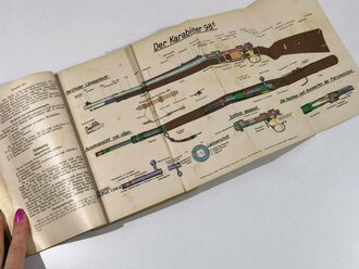 Polizei III.Reich "Waffentechnischer Leitfaden für die Ordnungspolizei" 436 Seiten, datiert 1940, gebraucht