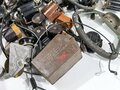 Lot U.S. Radio and Signal Corps material, spare parts only