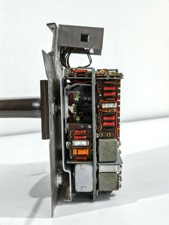 Luftwaffe Empfänger von elektrischer Höhenmesser FuG 101. Sicherlich aus Teilen zusammengestelltes Stück und um Neuteile erweitert. Funktion nicht geprüft