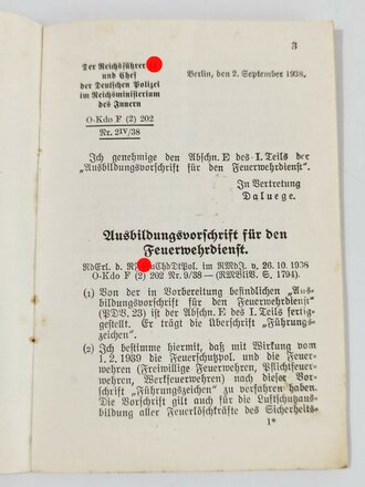 PDV. 23 "Ausbildungsvorschrift für den Feuerwehrdienst" I Teil: Der Löschangriff , datiert 1938, A6, 16 Seiten. fleckig