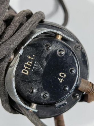 Doppelfernhörer f der Wehrmacht, datiert 1940. Funktion nicht geprüft .