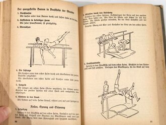 "Pimpf im Dienst", Handbuch für das deutsche Jungvolk in der HJ, Berlin 1938, 313 Seiten