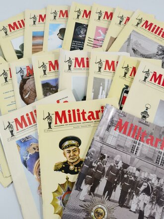 Konvolut 20 Ausgaben " Militaria" Gebraucht