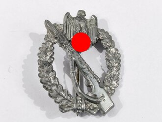 Infanterie Sturmabzeichen in silber, Zink versilbert, ohne Herstellermarkierung, aber Gottlieb & Wagner Oberstein. zuzuordnen