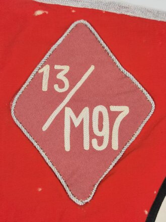 NSKK großer Stander der Motorstandarte 13/M97. Alles original vernäht, leichter Mottenschaden, Maße 57,5 x 116cm