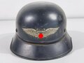 Stahlhelm Luftschutz. Originallack und Abzeichen. Als Innen futter ist ein Französisches Helmfutter verbaut, Kinnriemen aus Gummi