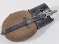 Feldflasche Wehrmacht SKN38, durchgängig gleich gestempelt. Getragenes Stück in gutem Zustand