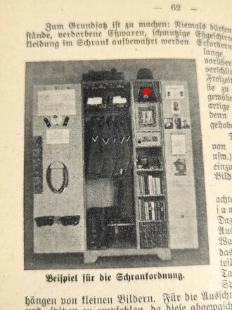 "Der Dienstunterricht im Heere, Ausgabe für den Schützen der Schützenkompanie" Jahrgang 1940, 332 Seiten, erste Seite fehlt