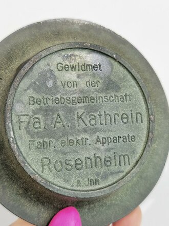 Kleine Schale aus Preßmasse" Erinnerung an meine Lazarettzeit  Rosenheim 1942" Durchmesser 8,5cm