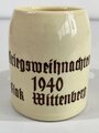 Bierkrug 0,5 Liter "Kriegsweihnachten 1940 Flak Wittenberg "  am Boden beschädigt