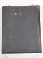 Wandrelief im Holzrahmen " Zur Erinnerung a.d. 1. Komp. Infanterie Ers. Btl. 57 gew. vom Uffz.Korps" Ungereinigt, Maße des Rahmen 25 x 31cm