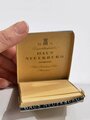Schachtel Zigaretten " Overstolz" mit Inhalt, Steuerbanderole mit Hakenkreuz