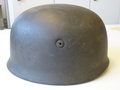 Stahlhelm Fallschirmjäger, Originallack, mit dem seltenen braunen Kinnriemen