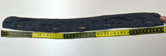 Kragenbinde für Feldblusen der Luftwaffe, Gemessen vom jeweils äusseren Ende Knopfloch 42cm