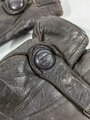 Paar gefütterte Handschuhe für Offiziere aus blaugrauem, weichen Leder, leicht getragenes Paar