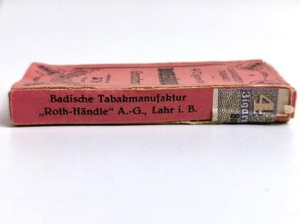 Pack "Rothhändle" Zigaretten,  Steuerbanderole mit Hakenkreuz, leere Schachtel, zusammengeklebt