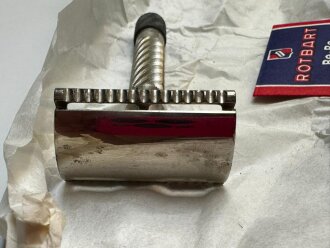 "Rotbart Rasierapparat" Neuwertig, aus der originalen Umverpackung, sie erhalten ein ( 1 ) Stück
