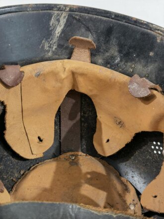 Stahlhelm Feuerwehr III.Reich. Originallack, ungereinigtes Stück