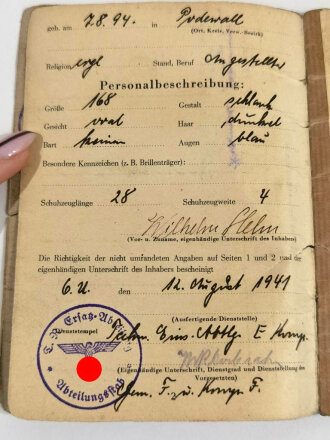 Technische Nothilfe, Soldbuch vom 12.8.1941, Kriegsverdienstkreuz 2.Klasse mit Schwertern verliehen am 30.1.45, "Die Voraussetzungen zur Verleihung des Ärmelbandes Kurland sind erfüllt"