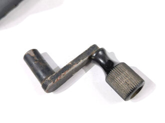 Tischfernsprecher 38 mit Beikasten ( dieser leicht defekt)  der Wehrmacht. Datiert 1943, Funktion nicht geprüft