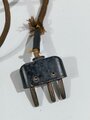 Kehlkopfmikrofon mit Stecker Wehrmacht, wohl eigenmächtig zusammengebastelt