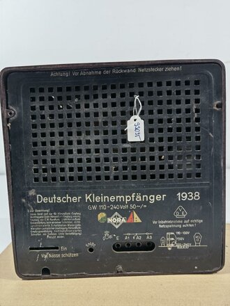 Deutscher Kleinempfänger 1938, ungereinigtes Stück, Funktion nicht geprüft