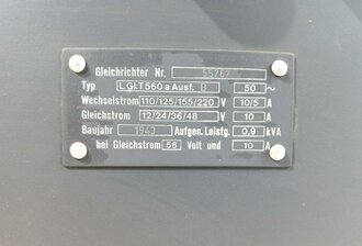 Ladegleichrichter L.Gl.T. 560a, Ausführung B, datiert 1943.  Sehr guter Zustand, Originallack, Funktion nicht geprüft