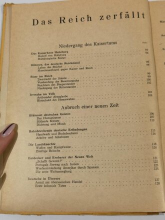 "Die ewige Straße" Geschichte unseres Volkes, vermutlich Schulbuch, datiert 1942 mit 161 Seiten