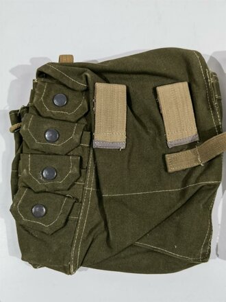 Paar Koppeltaschen für Pioniere der Wehrmacht. Zusammengehöriges , ungetragenes Paar in sehr gutem Gesamtzustand