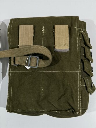 Paar Koppeltaschen für Pioniere der Wehrmacht. Zusammengehöriges , ungetragenes Paar in sehr gutem Gesamtzustand