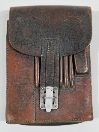 Kartentasche Wehrmacht, getragenes Stück in gutem Zustand