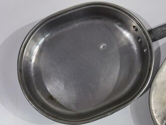 U.S. 1943 dated mess kit