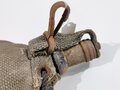 Feldflasche Deutsch 1.Weltkrieg, Bezug aus Ersatzmaterial mit undeutlich gestempeltem Hersteller