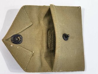 U.S. 1943 dated first aid pouch in very good condition