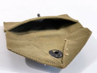 U.S. 1943 dated first aid pouch in very good condition