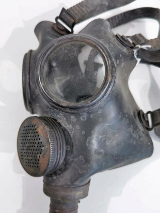 Belgien 2.Weltkrieg, Gasmaske E2 für Zivilschutz . Weiches Gummi, guter Gesamtzustand