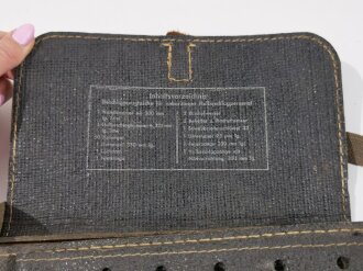 Beschlagzeugtasche für unberittenes Hufbeschlagpersonal der Wehrmacht aus Ersatzmaterial. defekt