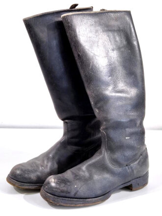 Paar Stiefel für Unteroffiziere der Wehrmacht. Ungereinigtes Paar, Sohlenlänge 27cm