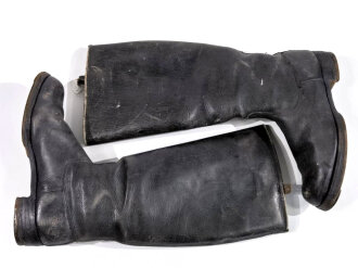 Paar Stiefel für Unteroffiziere der Wehrmacht. Ungereinigtes Paar, Sohlenlänge 27cm