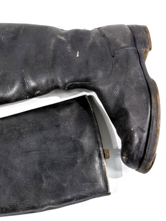 Paar Stiefel für Unteroffiziere der Wehrmacht. Ungereinigtes Paar, Sohlenlänge 27cm