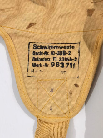 Luftwaffe Schwimmweste für fliegendes Personal Fl 30154-2. Weich und komplett, leicht angeschmutzt