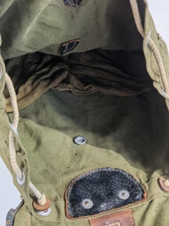 Rucksack für Artillerie Wehrmacht, stark getragenes Stück