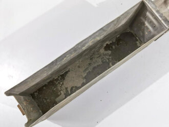 Gurtkasten für Maschinengewehr Wehrmacht aus Aluminium, datiert 1940. Originallack, ungereinigtes Stück