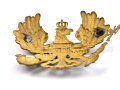 Preußen, Emblem für eine Pickelhaube für Offiziere. Abstand der Gewindestangen 85mm