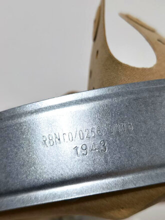 REPRODUKTION ,Stahlhelm Innenfutter Wehrmacht Modell 1940. Eisenring, Herstellerstempel  und Datum 1943.  Kopfgrösse 56 für Glockengrösse 64. Sie erhalten 1 ( ein ) Stück