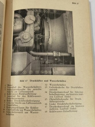 D 624/1 " Kleines Kettenkraftrad / SdHfz2) Typ HK 101" Gerätbeschreibung und Bedienungsanweisung vom 28.10.42 mit 86 Seiten plus 109 Bildern im Anhang.